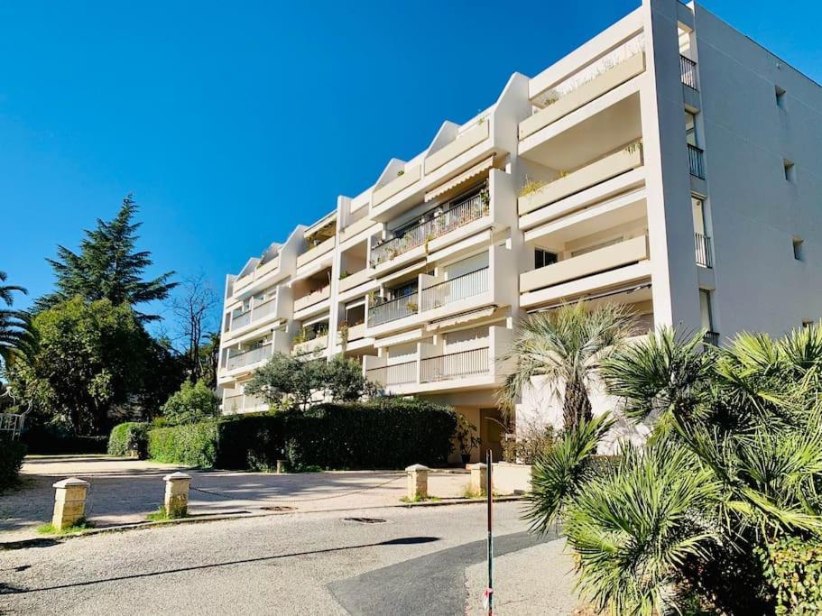 Апартаменти Le Port Tamaris Ла-Сейн-сюр-Мер Екстер'єр фото
